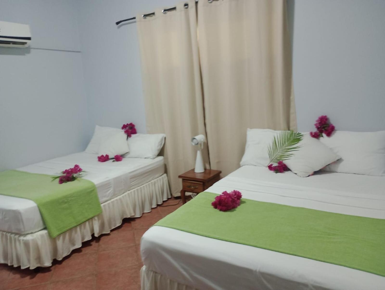 Villas Verdes Sámara Екстериор снимка